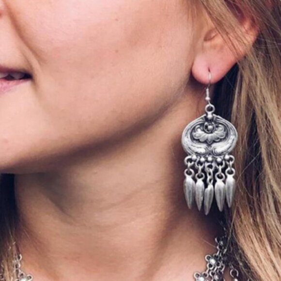 Earrings gypsy festival tassel Drop jewelry - Picture 1 of 6